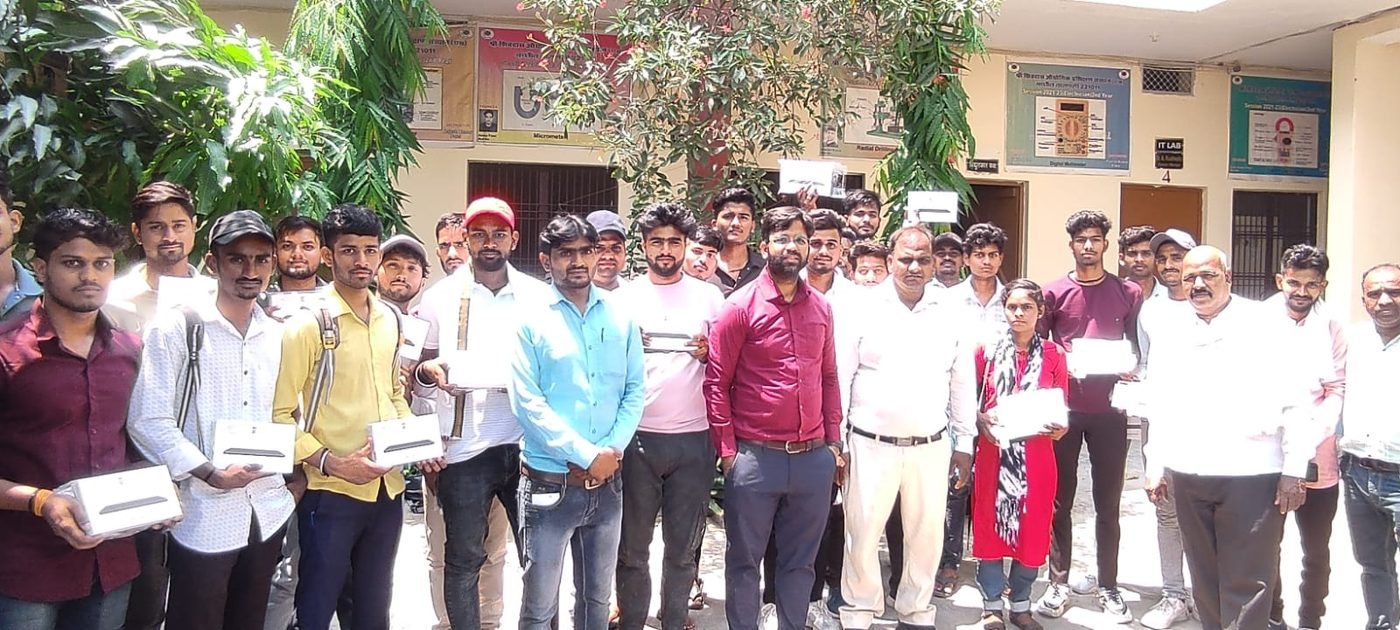 Felicitation & Certificates at Sri Shivdas ITI